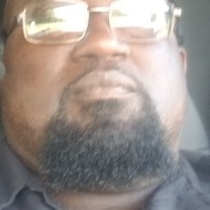 Meet your Posher, Gregory